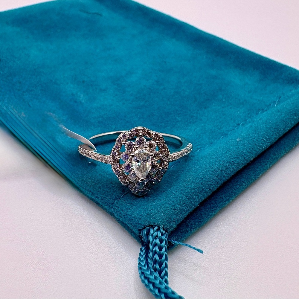 0.79ct Pear Moissanite Halo Ring | 925 Sterling Silver | Sz7 | Brilliant Sparkle